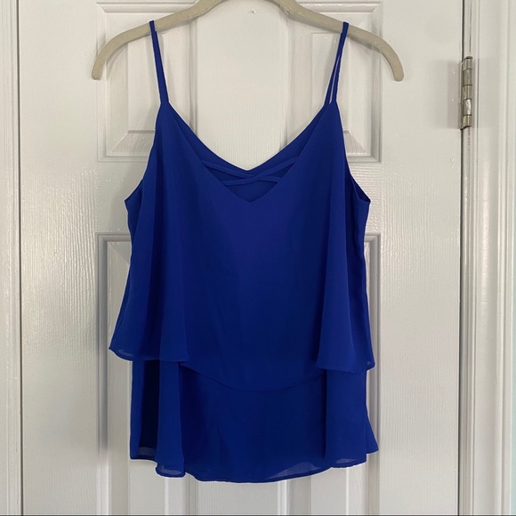 Sleeveless blouse - Picture 2 of 3